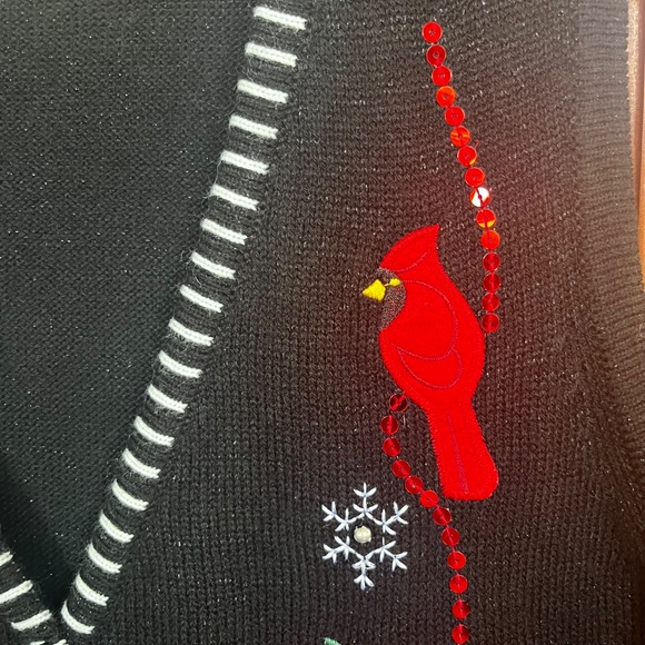 VTG Susan Bristol Black Cardinal & Poinsettia Embellished Sweater Vest Size 3X - Picture 4 of 6